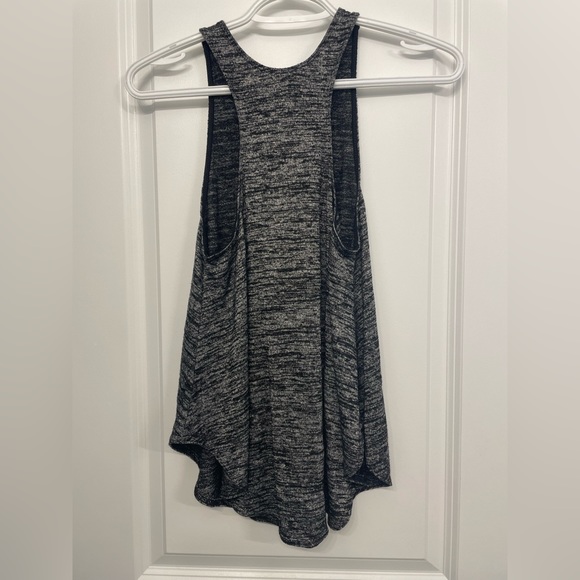 Aritzia Wilfred Free knit tank top in US size S - Picture 2 of 5